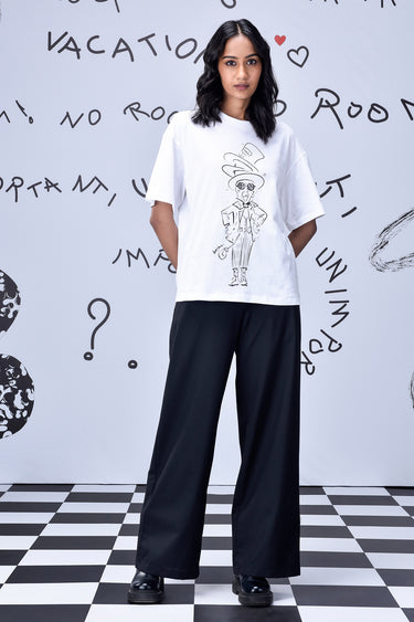Women white cotton t-shirt with sketch print, designer casual wear UAE