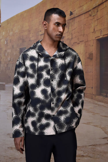 Black Graphic Hood Shirt in Giza Cotton Poplin