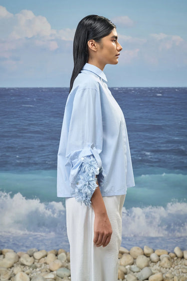 Embroidered Relaxed Shirt in Premium Cotton Poplin – Light Blue