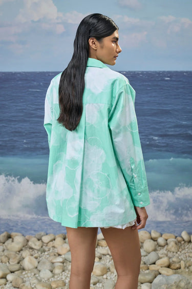 Oversized shirt for women perfect for summer wear