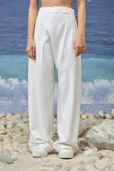 White viscose nylon trousers for women with relaxed tailored design