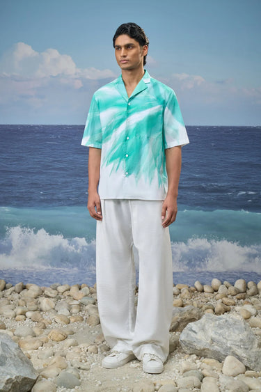 White cotton poplin shirt for men with abstract print design