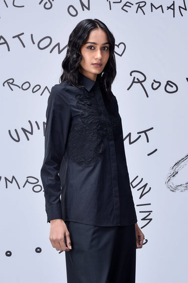 Black Giza Cotton Poplin Shirt with Tonal Appliqué Detailing
