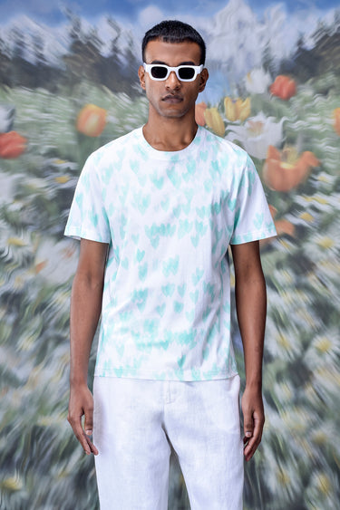 Men white graphic t-shirt with heart motif, designer casual wear UAE